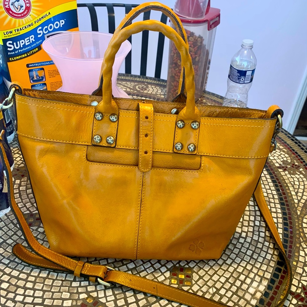 Beautiful Goldenrod (Mustard) Patricia Nash Analia Leather Handbag